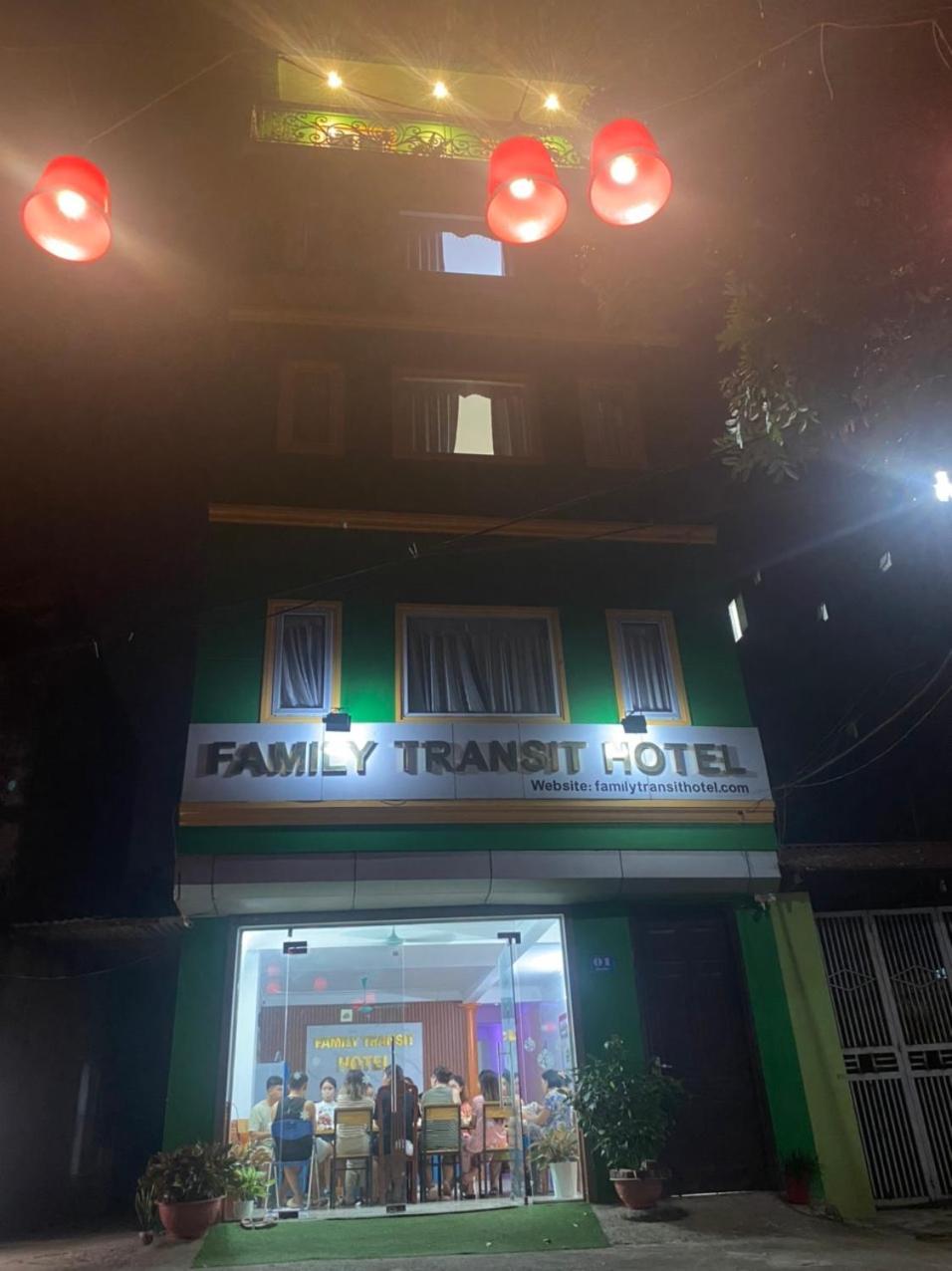 Family Transit Hotel Thach Loi Exterior photo